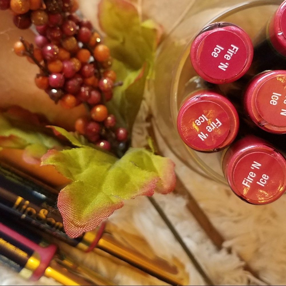 SEALED frosty dark pink Fire N' Ice LipSense